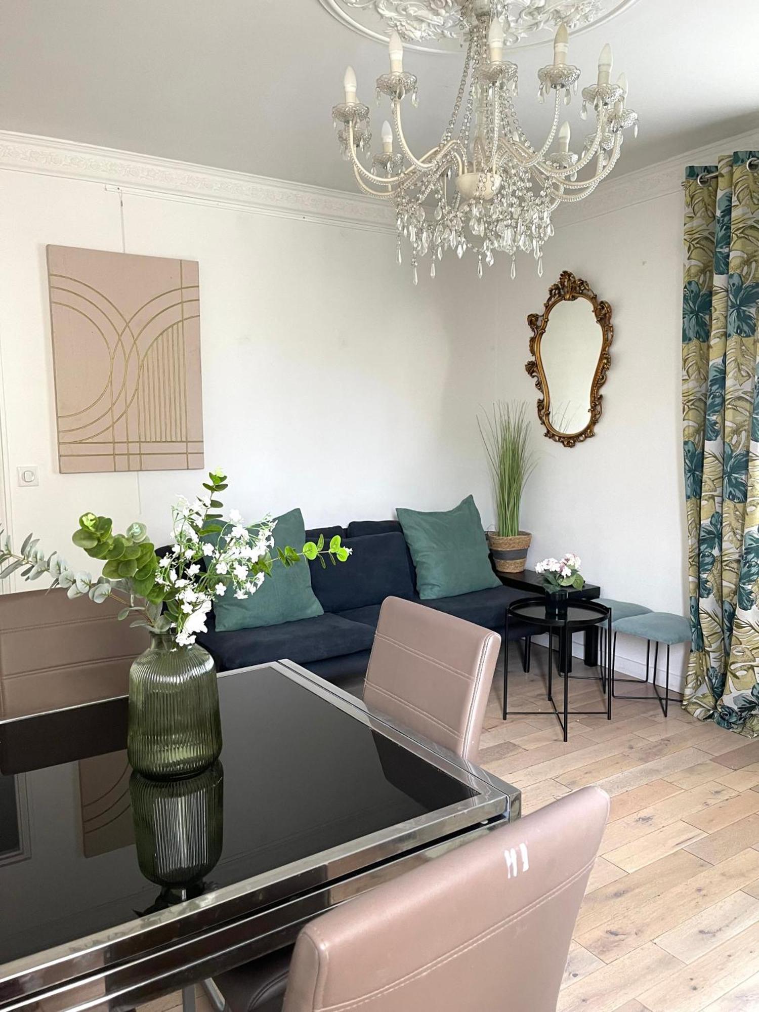 Tres Joli Appartement Mignon Confortable A Paris Villeneuve-La-Garenne Exterior foto